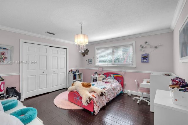 8700 SW 83rd Ct, Miami, FL 33143