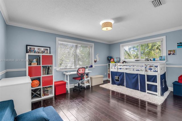 8700 SW 83rd Ct, Miami, FL 33143