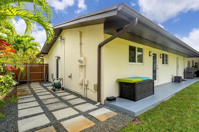 8700 SW 83rd Ct, Miami, FL 33143