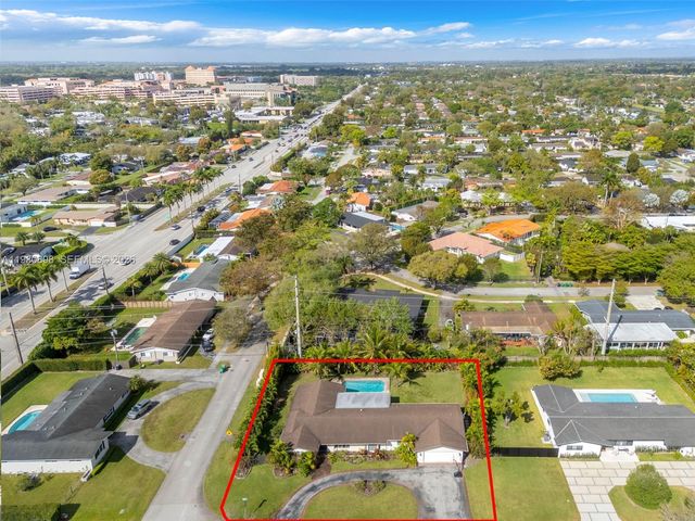 8700 SW 83rd Ct, Miami, FL 33143