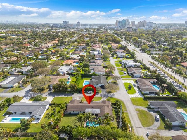 8700 SW 83rd Ct, Miami, FL 33143