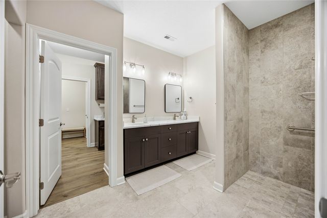 6303 NE Harvest Ridge Lane, Ankeny, IA 50021
