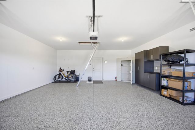 6303 NE Harvest Ridge Lane, Ankeny, IA 50021