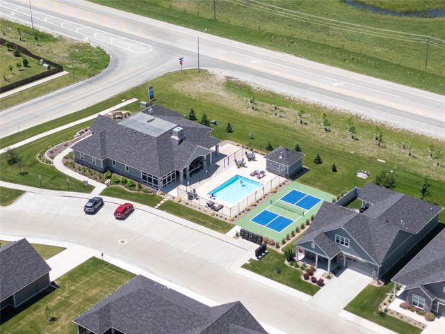 6303 NE Harvest Ridge Lane, Ankeny, IA 50021