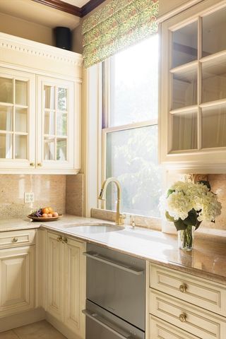 129 Commonwealth Avenue, Boston, MA 02116