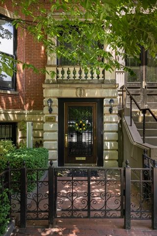 129 Commonwealth Avenue, Boston, MA 02116