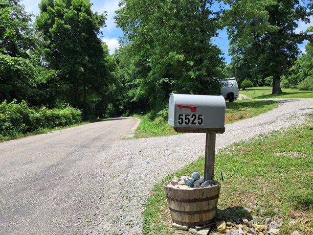 5525 Wiley Hollow Rd, Lynnville, TN 38472