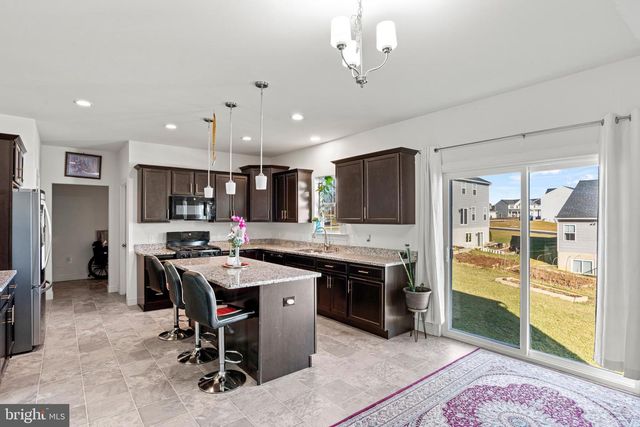 911 ASHFIELD DRIVE, Carlisle, PA 17015