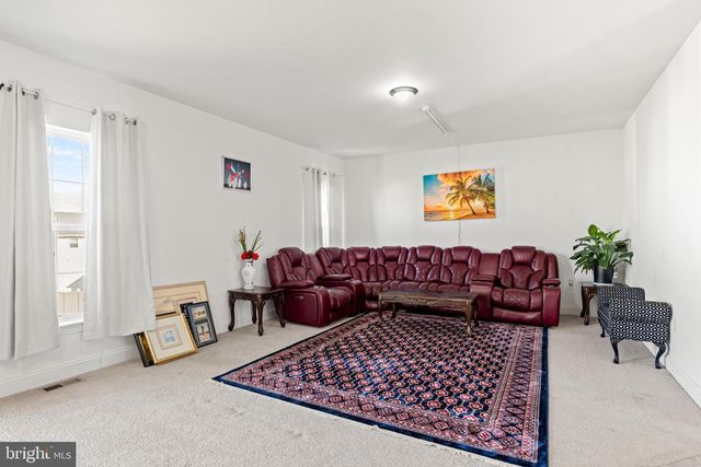 911 ASHFIELD DRIVE, Carlisle, PA 17015