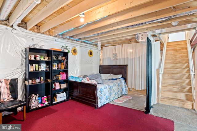 911 ASHFIELD DRIVE, Carlisle, PA 17015