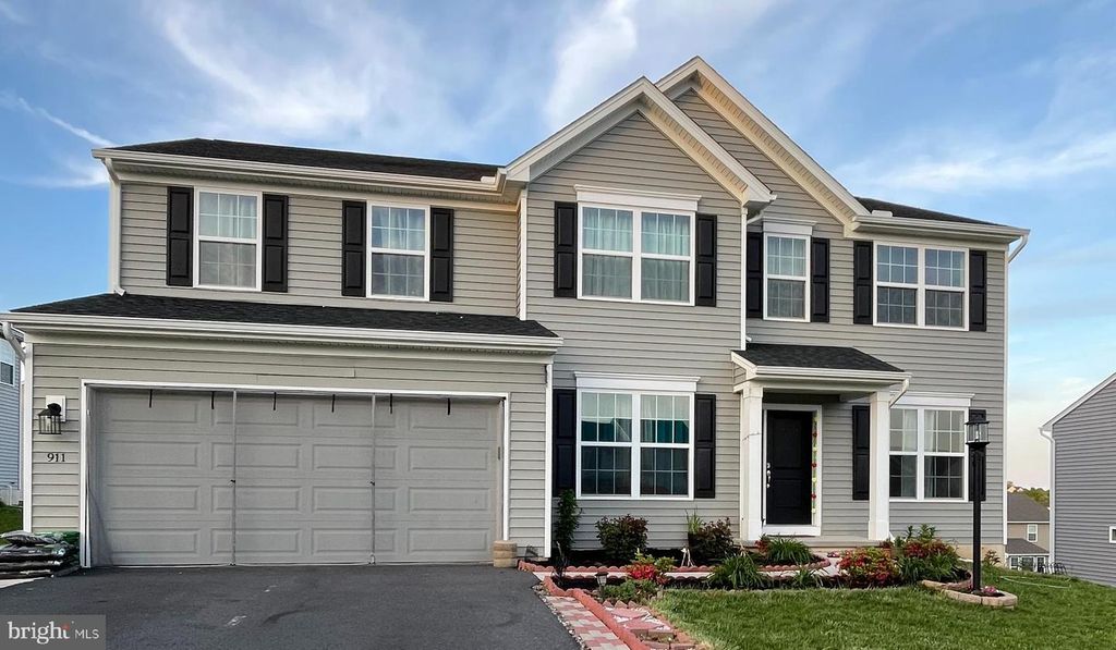 911 ASHFIELD DRIVE, Carlisle, PA 17015