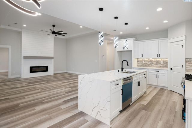 3761 Boxberger Street, Richland, WA 99352