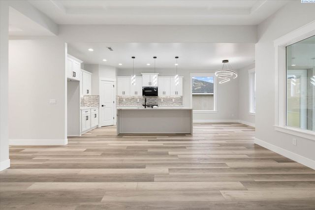 3761 Boxberger Street, Richland, WA 99352