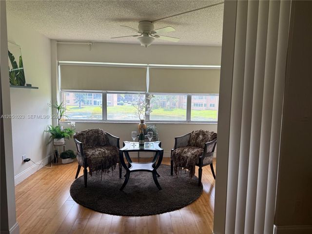 9540 Sunrise Lakes Boulevard 208, Sunrise, FL 33322