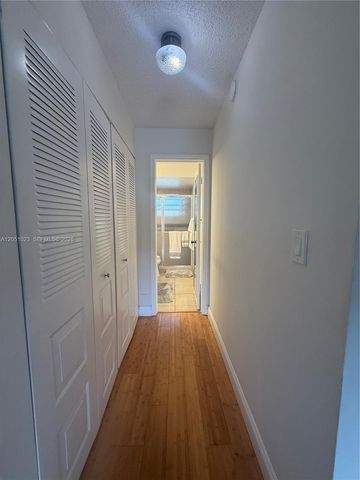 9540 Sunrise Lakes Boulevard 208, Sunrise, FL 33322