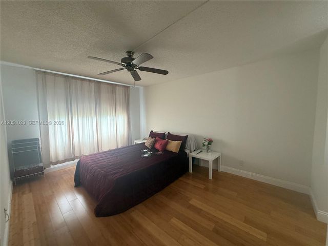 9540 Sunrise Lakes Boulevard 208, Sunrise, FL 33322