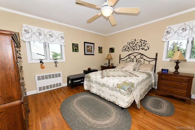 223 W End Avenue, Massapequa, NY 11758