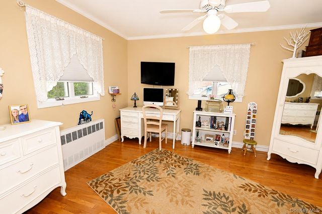 223 W End Avenue, Massapequa, NY 11758