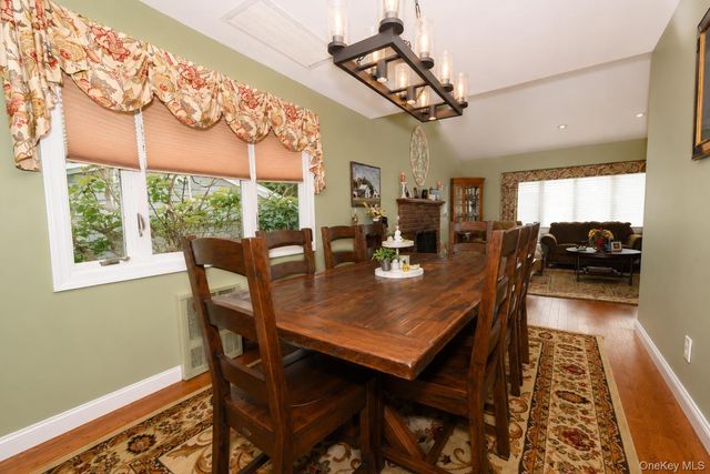 223 W End Avenue, Massapequa, NY 11758