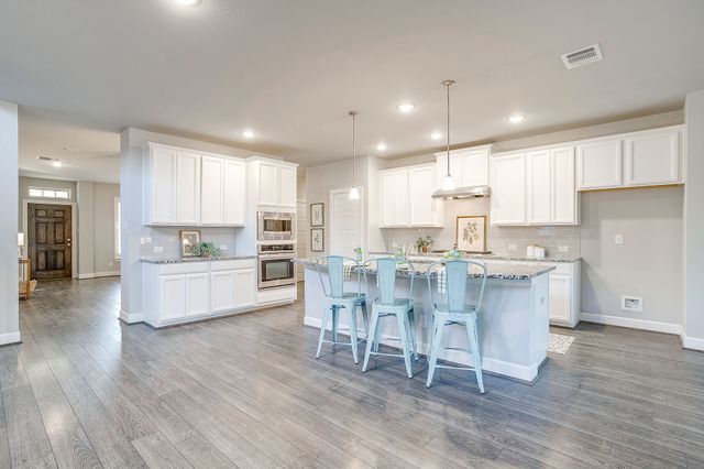 7508 Pondview Lane, Fort Worth, TX 76123