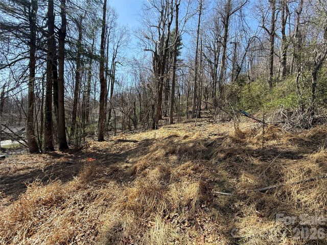 3 Fawn Turn Lane, Hendersonville, NC 28739