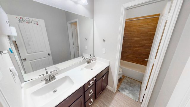 14735 Garner Falls Trail, Humble, TX 77396