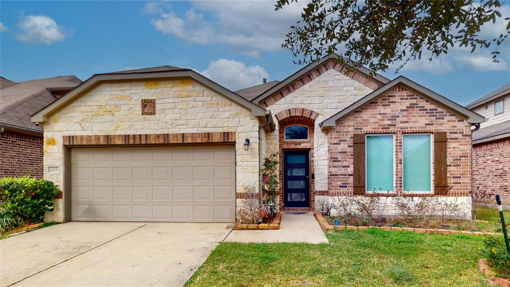 14735 Garner Falls Trail, Humble, TX 77396