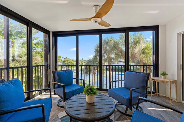 275 Palm Avenue A301, Jupiter, FL 33477