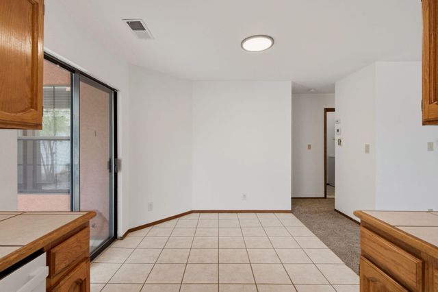 7708 Pinewood Drive NW, Albuquerque, NM 87120