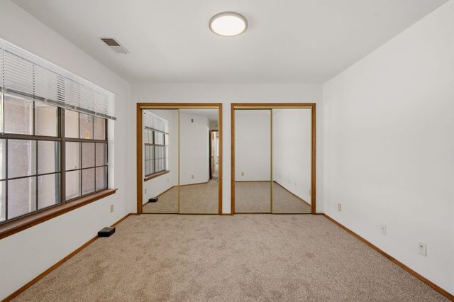 7708 Pinewood Drive NW, Albuquerque, NM 87120