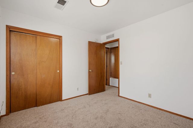 7708 Pinewood Drive NW, Albuquerque, NM 87120