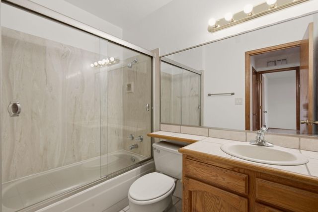 7708 Pinewood Drive NW, Albuquerque, NM 87120
