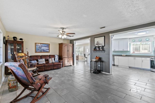 21267 Loop Road, Andalusia, AL 36421