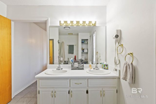 21267 Loop Road, Andalusia, AL 36421