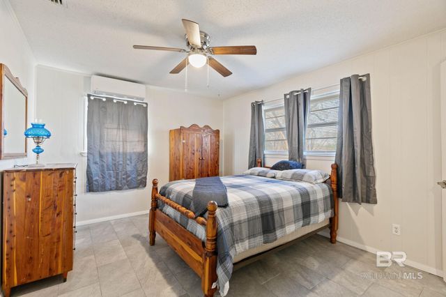 21267 Loop Road, Andalusia, AL 36421