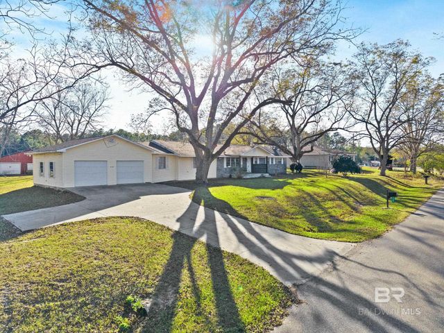 21267 Loop Road, Andalusia, AL 36421