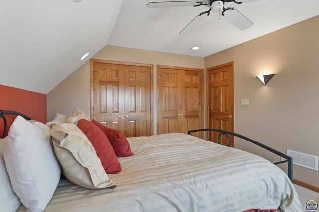 10047 SW 101st St, Auburn, KS 66402
