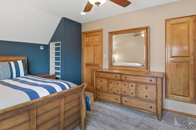 10047 SW 101st St, Auburn, KS 66402