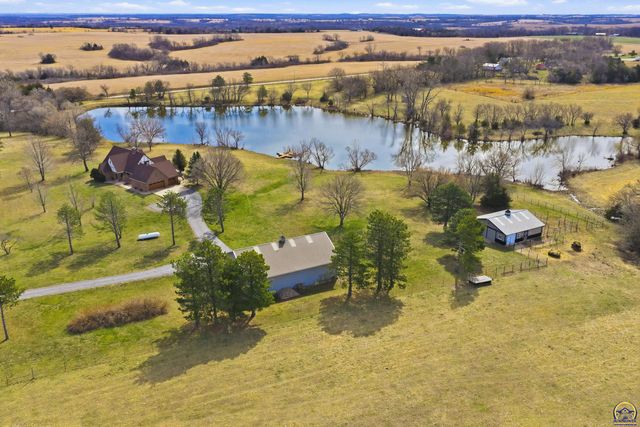 10047 SW 101st St, Auburn, KS 66402
