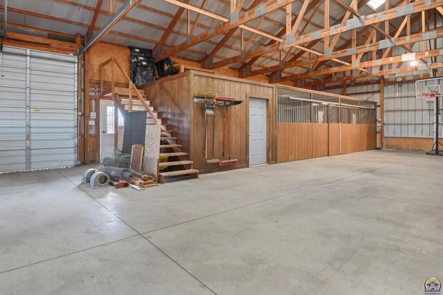 10047 SW 101st St, Auburn, KS 66402