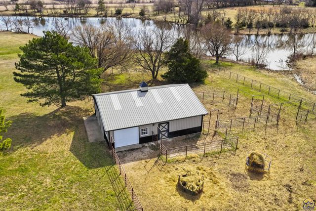 10047 SW 101st St, Auburn, KS 66402