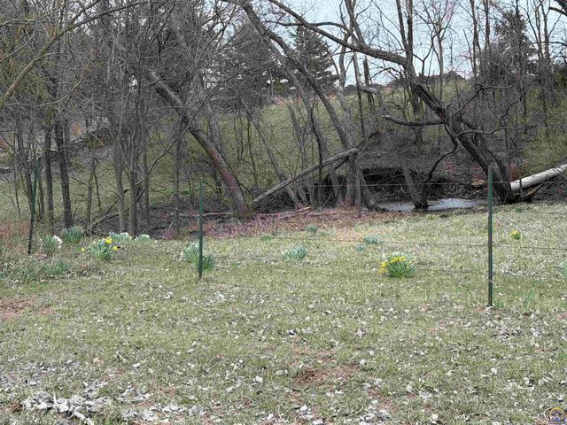 10047 SW 101st St, Auburn, KS 66402