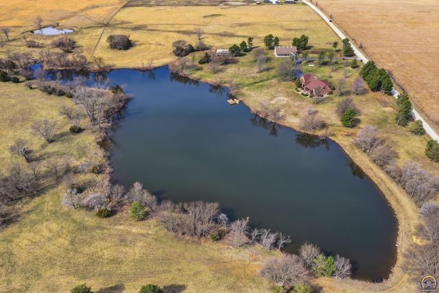 10047 SW 101st St, Auburn, KS 66402
