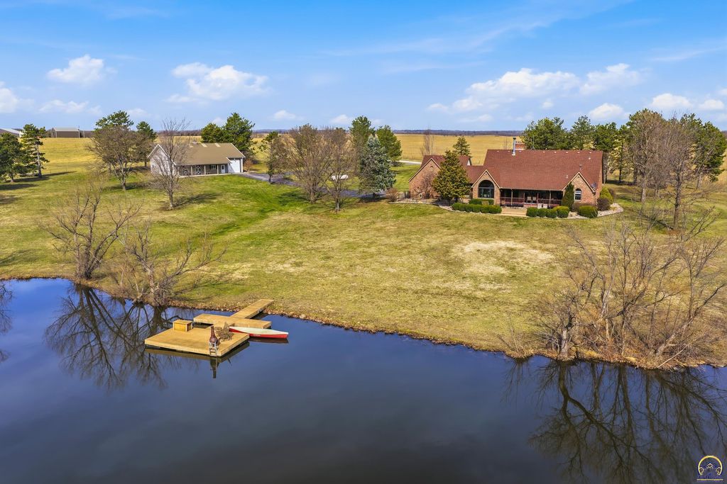 10047 SW 101st St, Auburn, KS 66402