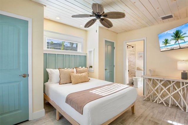 709 FERN STREET, Anna Maria, FL 34216