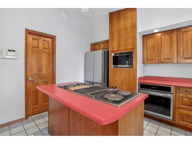 355 Palm Springs Dr, Colorado Springs, CO 80921