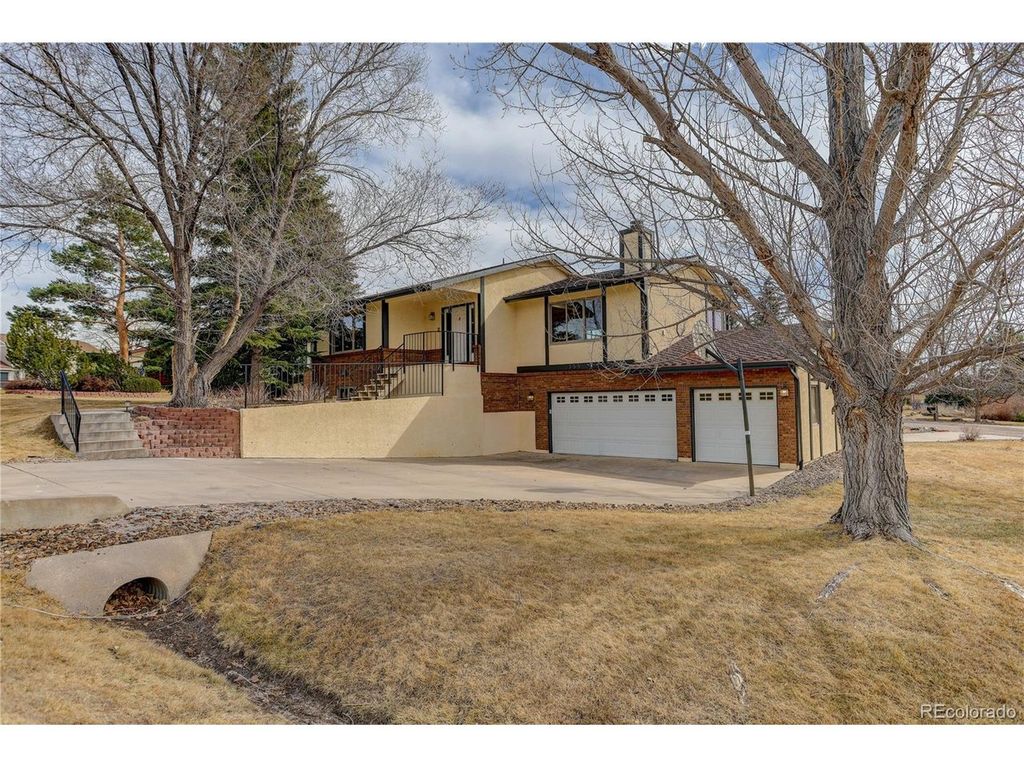 355 Palm Springs Dr, Colorado Springs, CO 80921