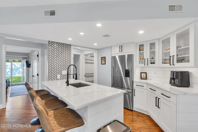 401 Overlook Drive, Neptune Township, NJ 07753