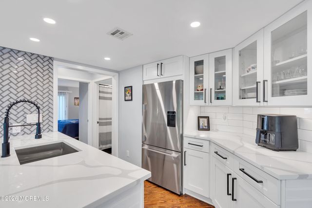 401 Overlook Drive, Neptune Township, NJ 07753
