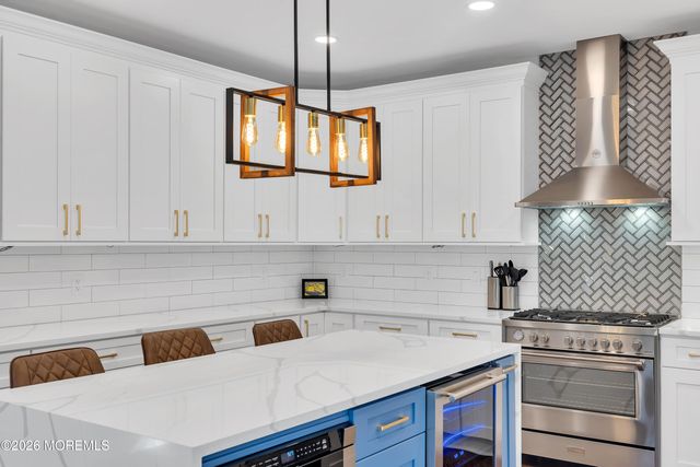 401 Overlook Drive, Neptune Township, NJ 07753